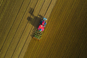 Usługi dronem dla rolnictwa